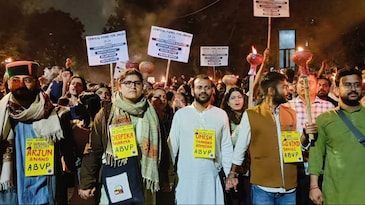 JNU student body elections: ABVP and Left hold Mashal march ahead of JNUSU presidential debate