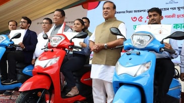 Assam Chief Minister presents scooters to 35,770 meritorious students