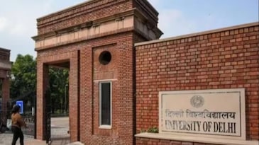 Delhi University's academic council approves key proposals