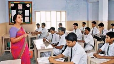 Maharashtra minister assures completion of teacher recruitment in 2 months