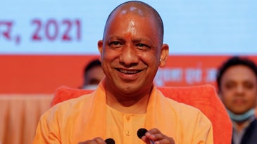 CM Yogi highlights importance of traditional handicrafts, sports in education